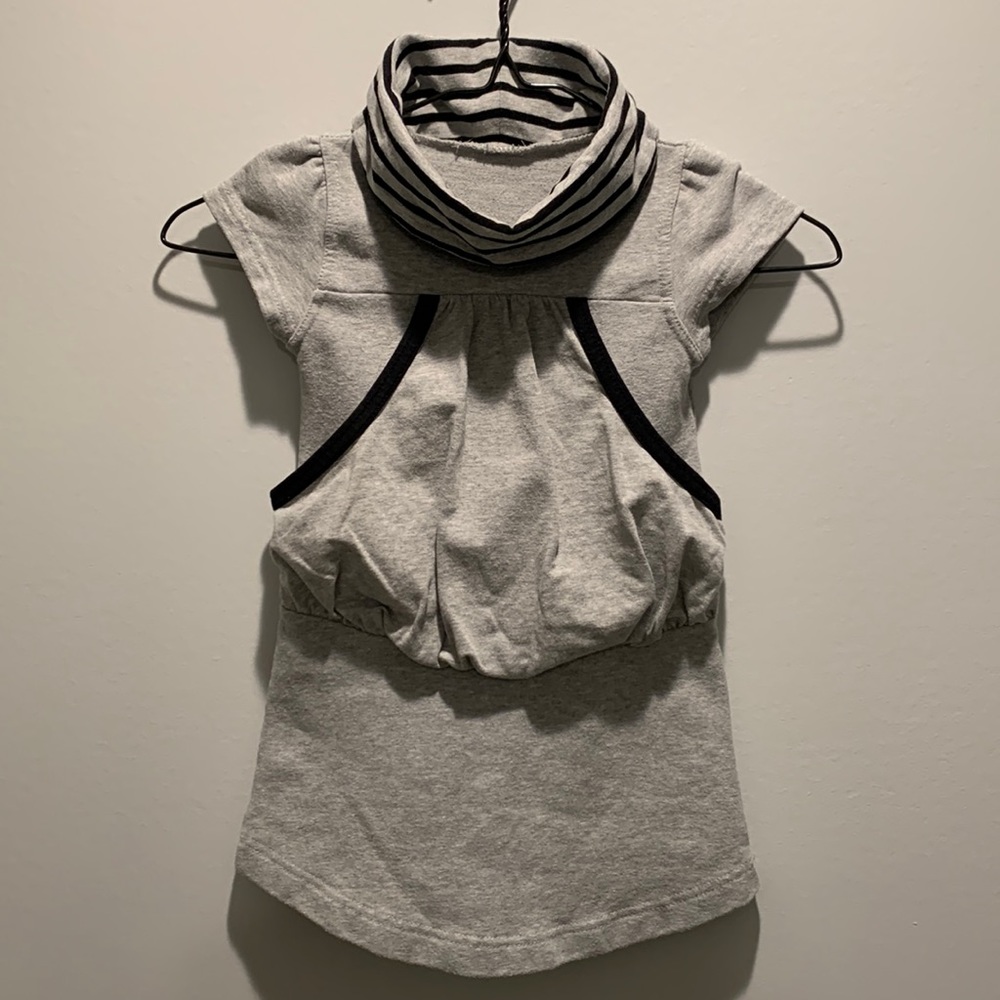 Peekaboo Beans pocket tunic dress. Size 2.